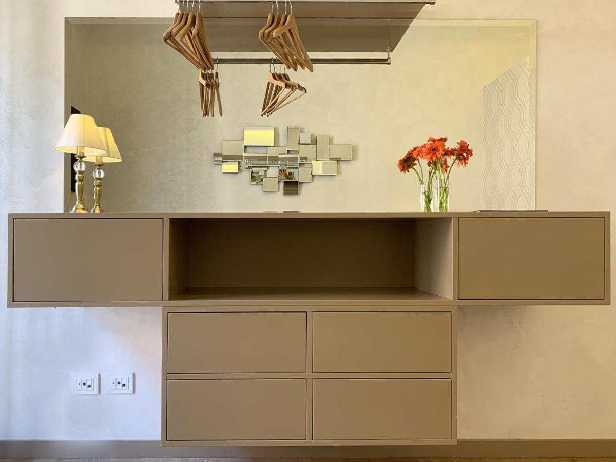 Arcasuite Tritone Luxury Ρώμη Εξωτερικό φωτογραφία