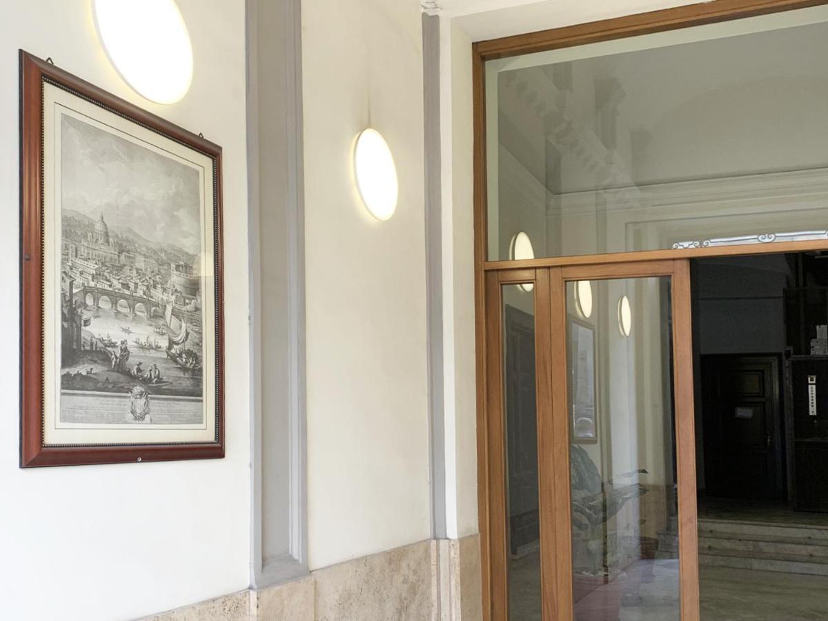 Arcasuite Tritone Luxury Ρώμη Εξωτερικό φωτογραφία